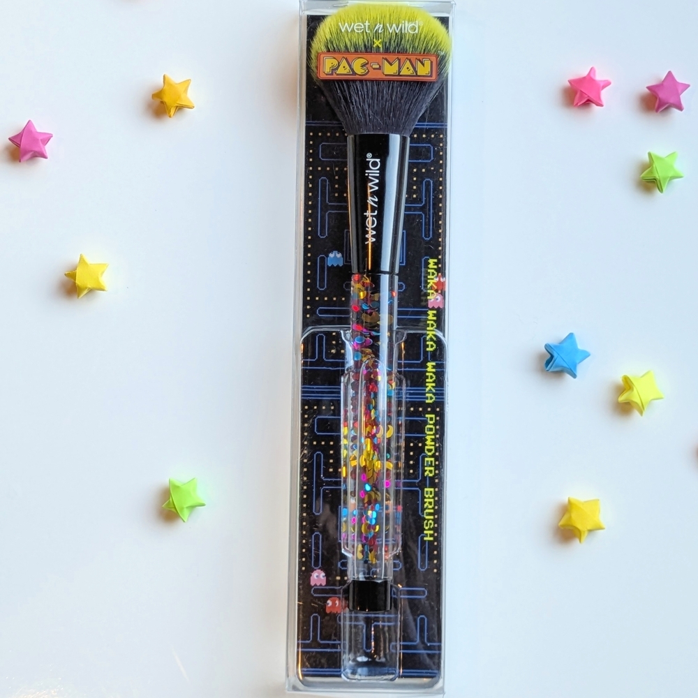 Limited Edition Wet n Wild Pac-Man Makeup Brush - NIB with original Box